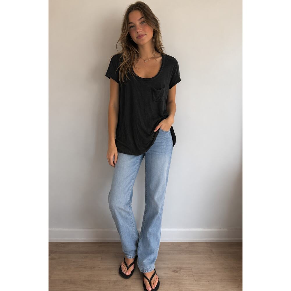 White House Black Market Black Scoop Neck Pocket Tee S - D011